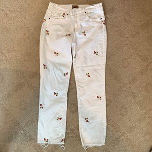 Driftwood Rose Bud Embroidered Jeans